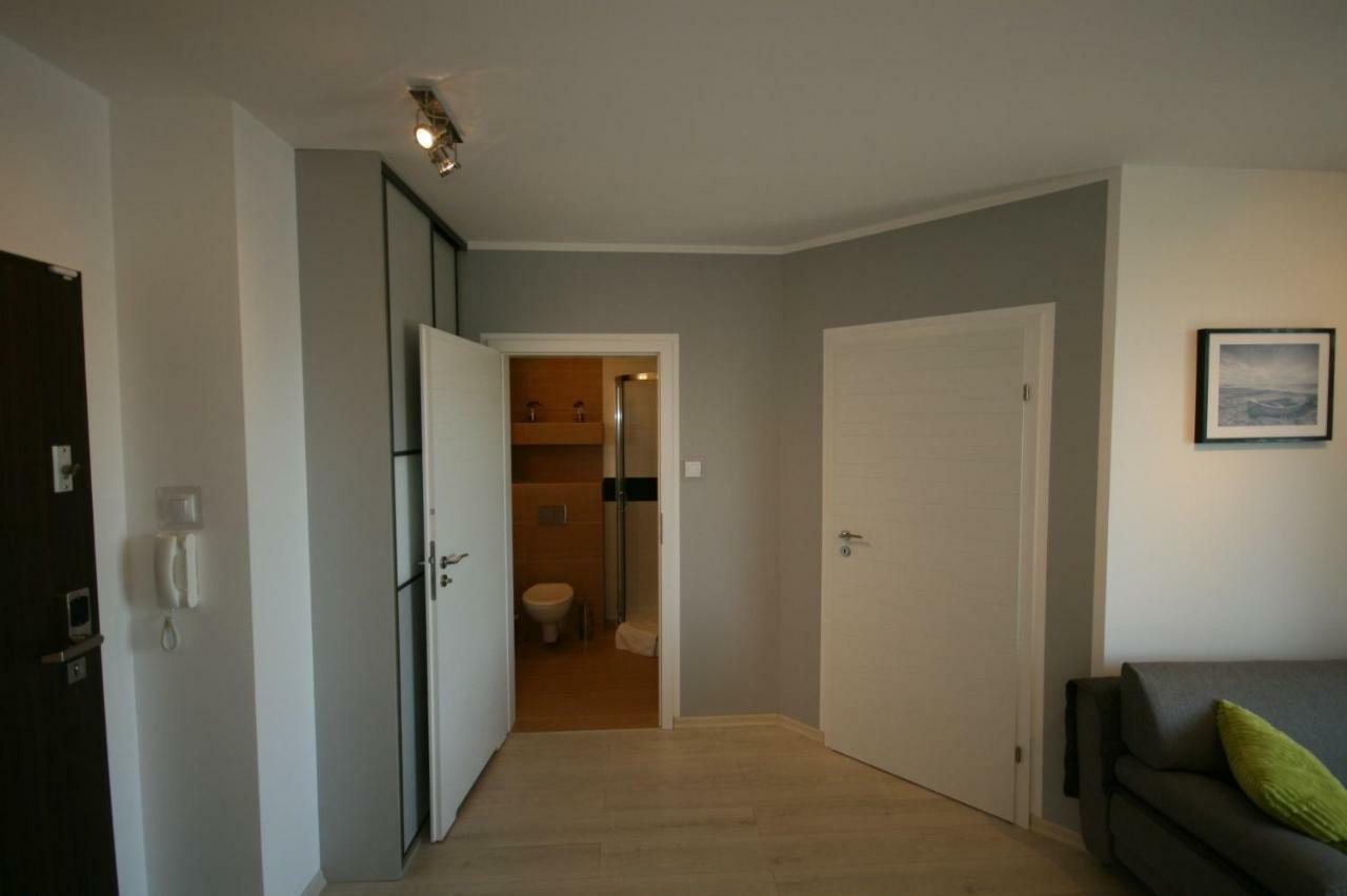 Grey & White Pogodne Apartment Колобжег Екстериор снимка