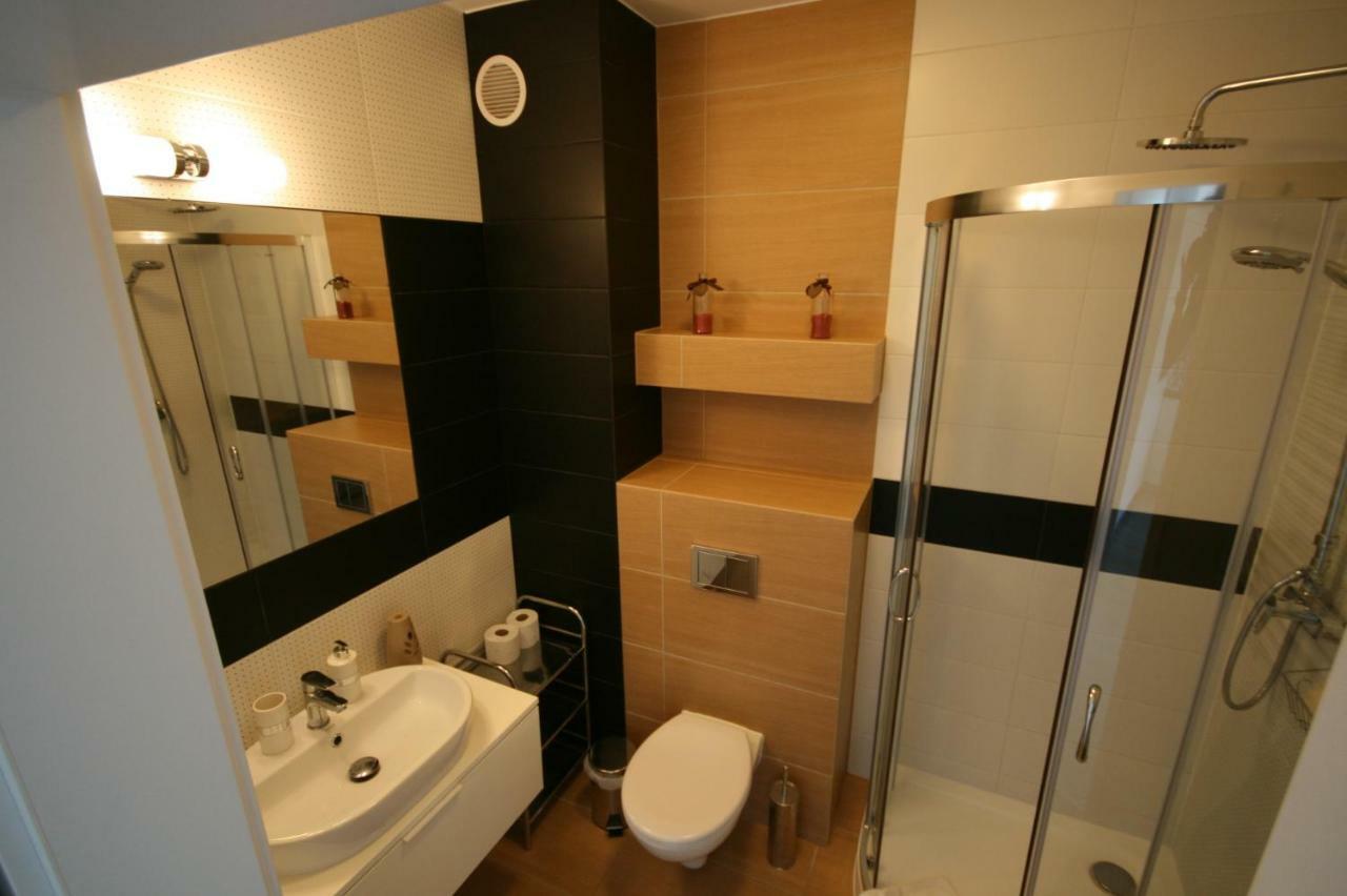 Grey & White Pogodne Apartment Колобжег Екстериор снимка