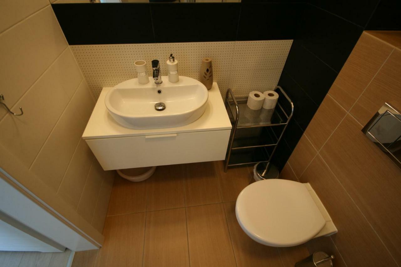 Grey & White Pogodne Apartment Колобжег Екстериор снимка